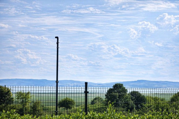 Minden reggel Balaton  �r�kpanor�m�s, pr�mium csal�di h�z Asz�f�n