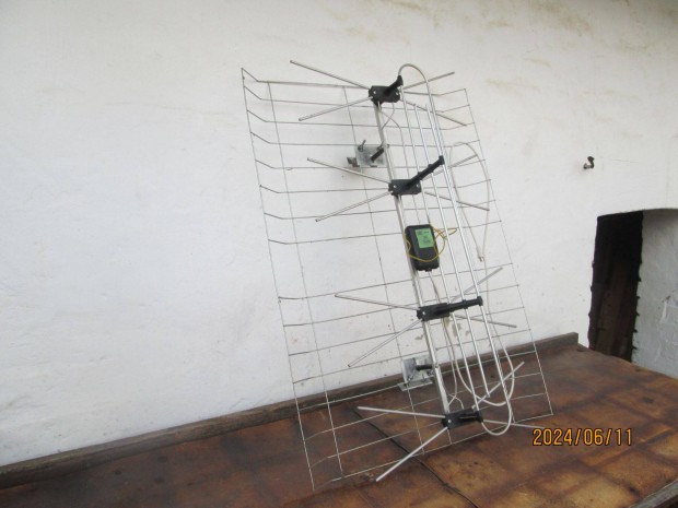 Mindig TV antenna