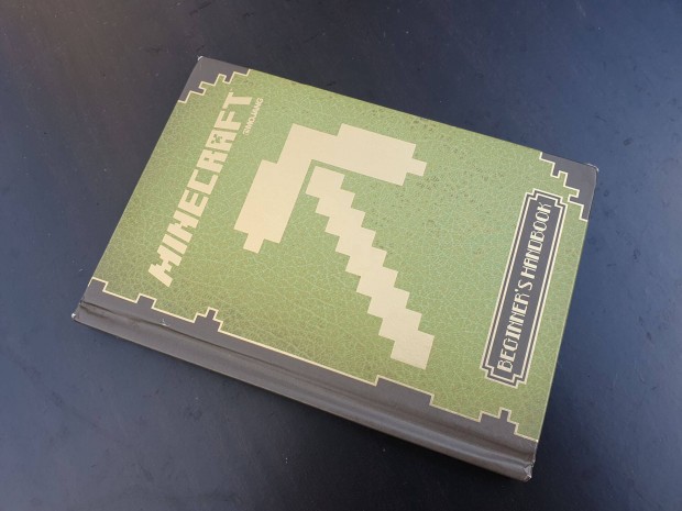 Minecraft: Beginners handbook + sapka + mamusz + vegflaska