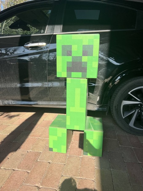 Minecraft figura 1m-es kartonbl