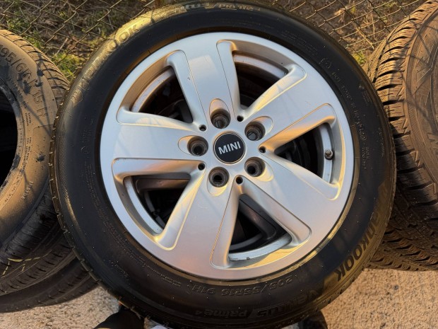 Mini Clubman R16 205/55R16 ny�ri felni alufelni ker�k