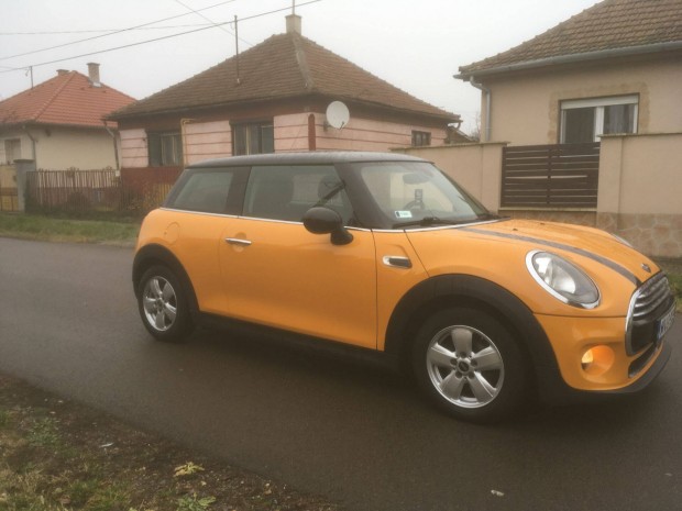 Mini Cooper 1.5 Csak 65.000 KM