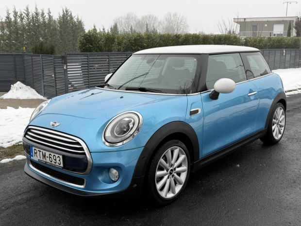 Mini Cooper 1.5 D F�lb�r/�l�sf�t�s/Digitkl�ma/A...
