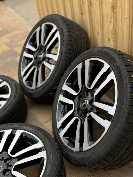 Mini Cooper Gyri felni garnitra R17