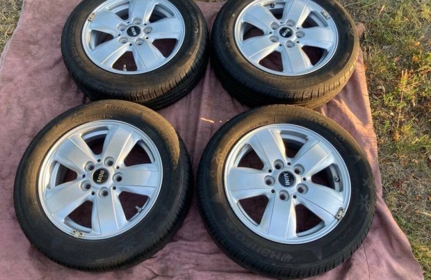 Mini Cooper IV alufelni 5x112 Hankook 175/65 R15 gumikkal