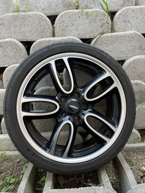 Mini Cooper Jcw gyári felni garnitúra gumival együtt eladó!