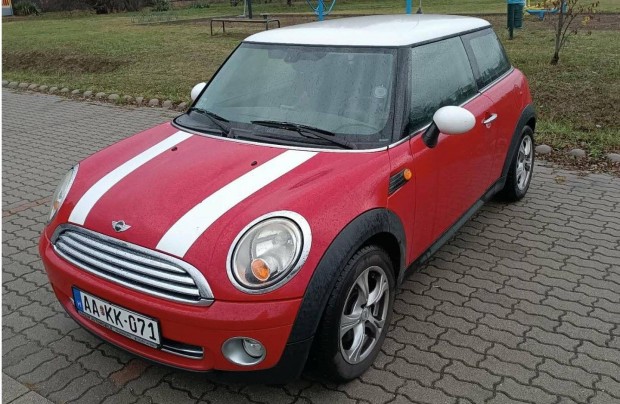 Mini Cooper R56 1.6 benzin 172 000 km
