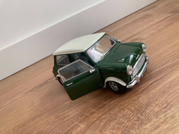 Mini Cooper S (1964) Solido 1/16 modellaut