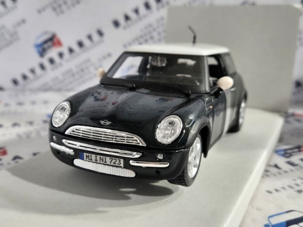 Mini Cooper (2006) - sttzld -  Maisto - 1:24