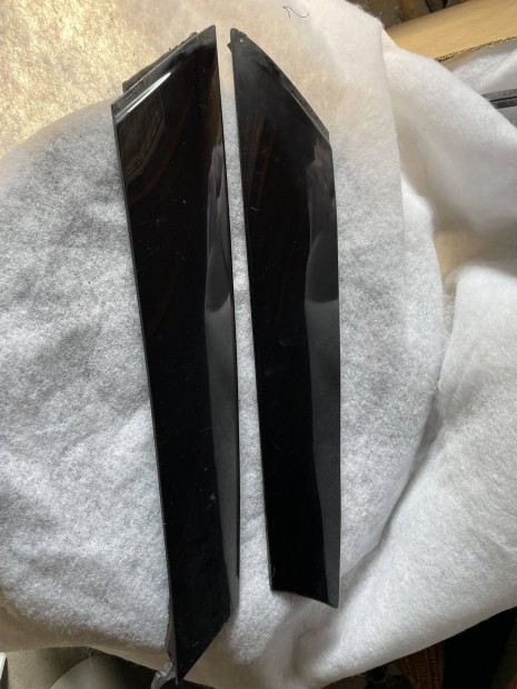 Mini Cooper "A"oszlop burkolat