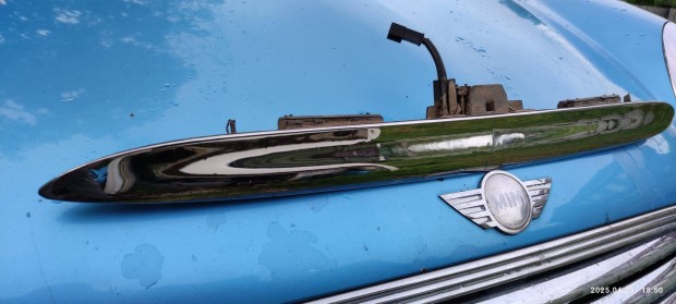 Mini Cooper csomagtér ajtó nyitó.