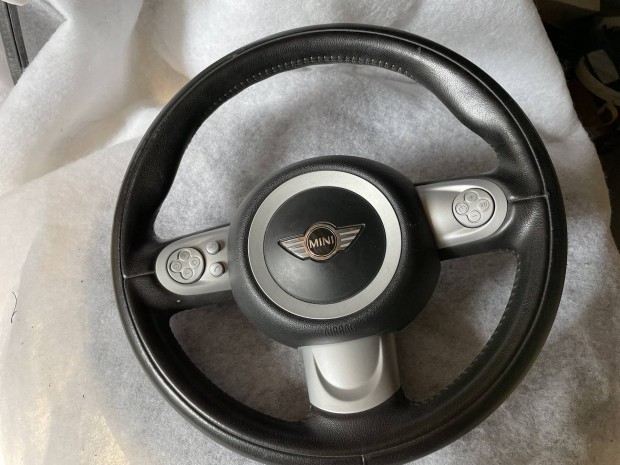 Mini Cooper korm�ny