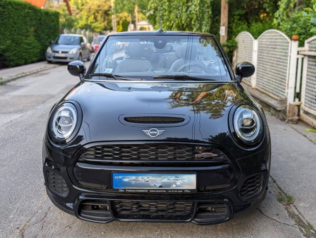 Mini John Cooper Works Convertible - Full Option