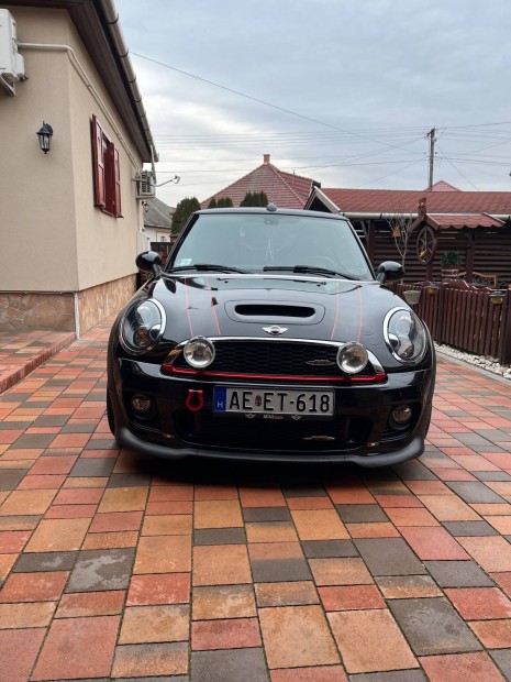 Mini John cooper works cabrio eladó