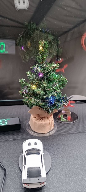 Mini auts karcsonyi LED feny.