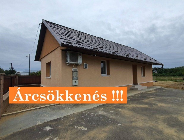 Mini garzon csal�di h�z Szabolcsb�k�n !