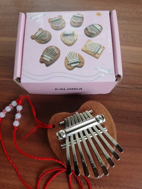 Mini kalimba dszdobozzal egytt 