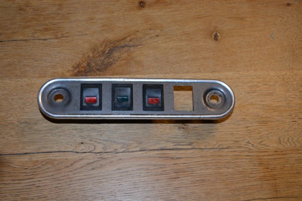 Mini morris 850 1000 kapcsol�t�bla austin innocenti k�z�p konzol