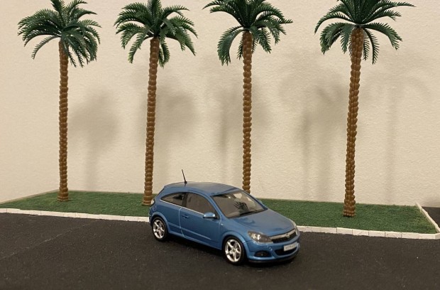 Minichamps Opel Astra H GTC 1:43 1/43