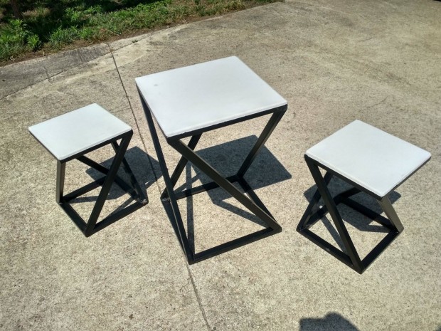 Minimal Design Beton kisasztal s 2db szk erklyre, teraszra