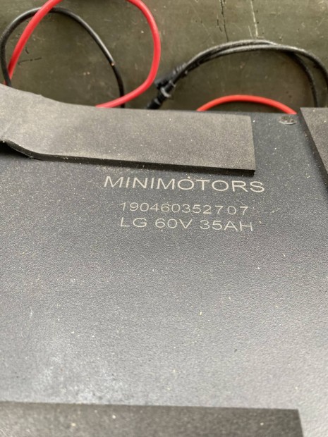 Minimotors LG 60V 35Ah akkumulátor - Dualtronhoz