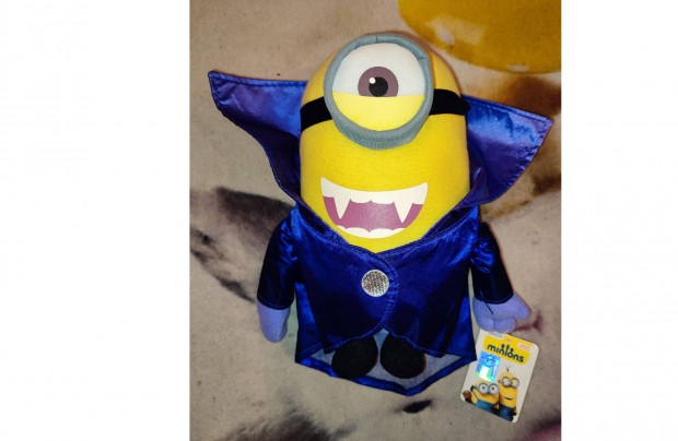 Minion Drakula plüss figura
