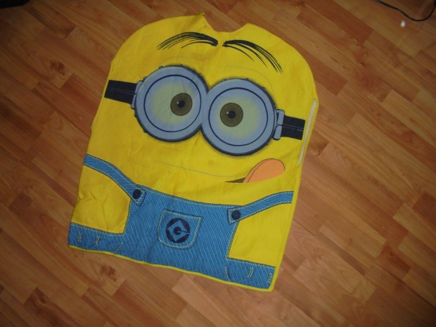 Minion Jelmez, Minyon Jelmez, M-Es