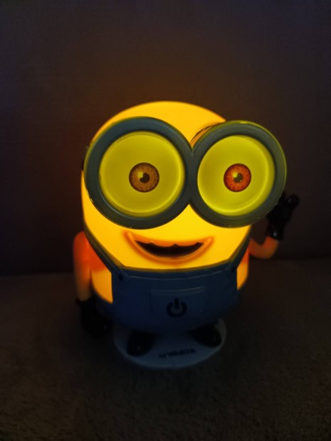 Minion jszakai lmpa