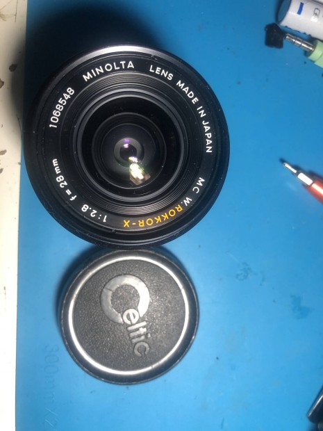 Minolta MC W. Rokkor - X 28mm f2.8 objektv