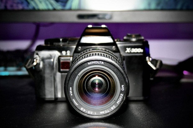 Minolta X300s tkrreflexes, filmes fnykpezgp