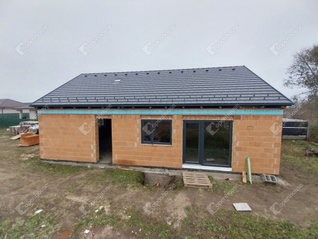 Min�s�g, Korszer�s�g, Magas m�szaki tartalom, egy helyen.