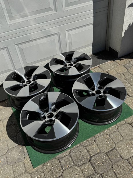 Mint az Új! 4db. Original BMW 17" Styling 645 felni 7.5Jx17 ET27 5-ös