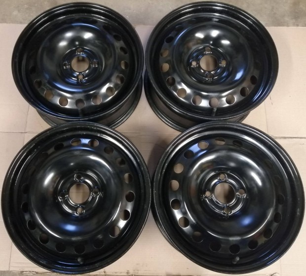 Mint az új 4x100 R16 Renault Dacia Nissan 16 " colos felni acél felni!