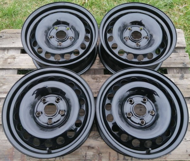 Mint az új gyári 5x112 R15 VW SEAT Skoda AUDI 15" felni + dísztárcsa