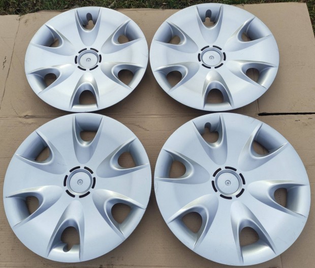 Mint az új kompakt gyári BMW stb R16 16 " colos hibátlan dísztárcsa !!