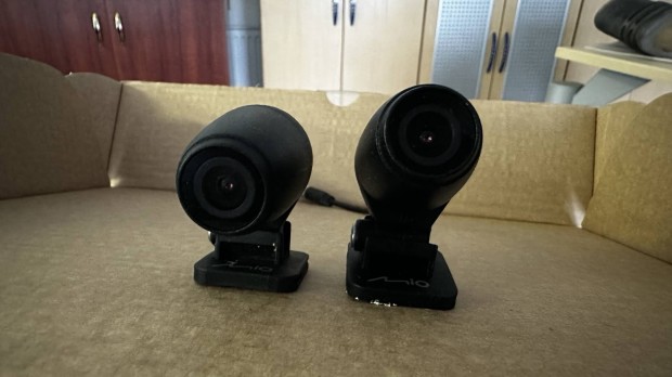 Mio Mivue M760D fedélzeti kamera