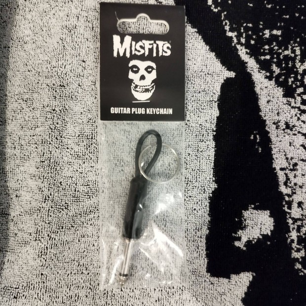 Misfits kulcstart j