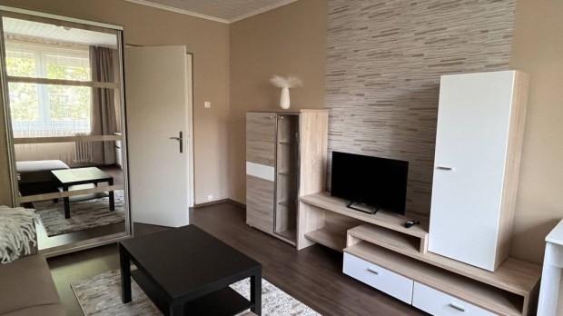 Miskolc Gy�ri kapu v�rosr�szen kiad� lak�s