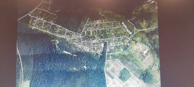 Miskolc mellett Pingyom telkek elad�k olcs�n tulajt�l !!