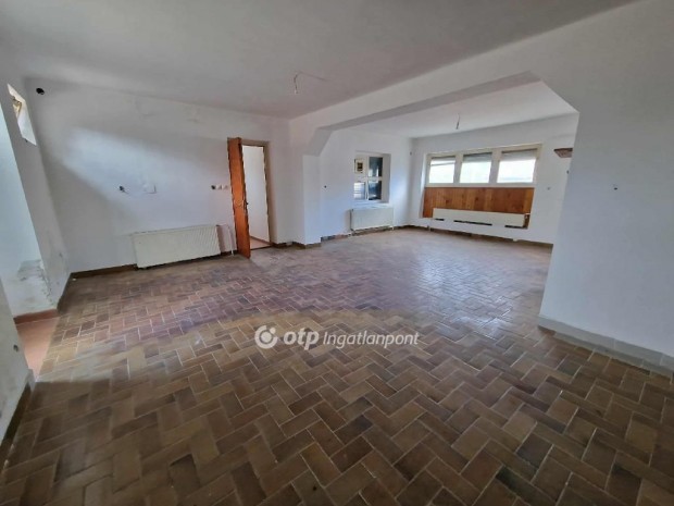 Miskolci 170 nm-es h�z elad�