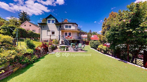 Miskolci 338 nm-es h�z elad�