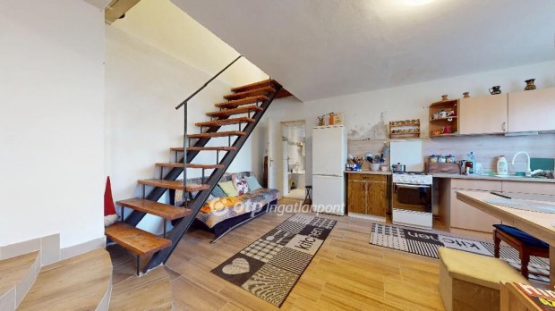 Miskolci elad� 114 nm-es h�z