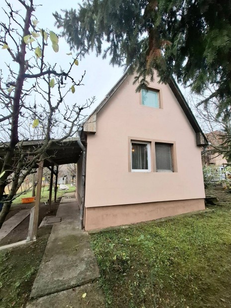 Miskolctapolcn KIS Hz Elad!