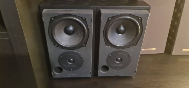 Mission 780 fekete hangfalpár