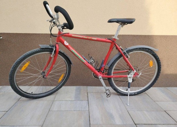 Mistral, aluvzas, 26"-os MTB kerkpr Deore LX szettel,