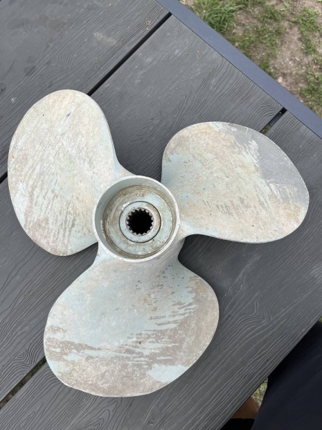 Mitchigan Volvo Penta motor hajómotor csónakmotor propeller csiga