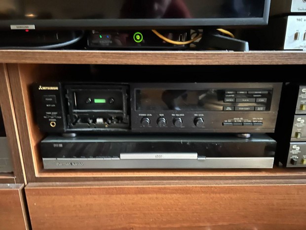 Mitshubishi M-T7100 kazettás magnetofon eladó