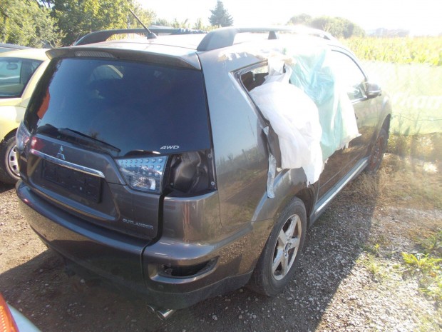 Mitshubishi Outlander 2011-Es 2.2 D Minden Alkatrsze