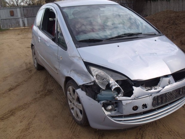 Mitshushi Colt bontott alkatr�szei elad�k