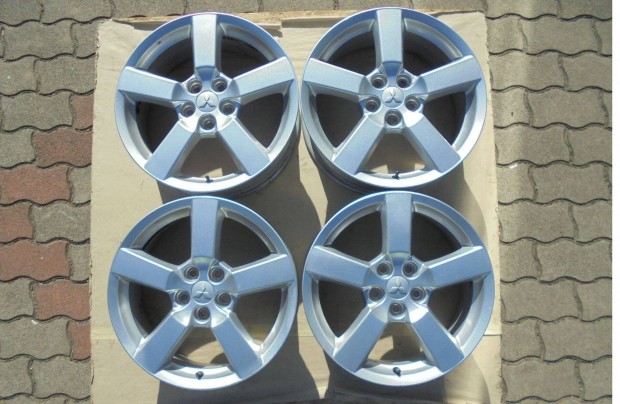 Mitsubishi 5 x 114.3-as újszerű gyári alufelni eladó